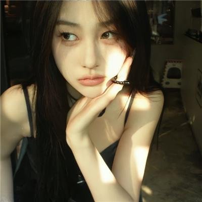 狐鼠竟登金玉堂